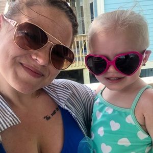 Meet your Posher, Dawn